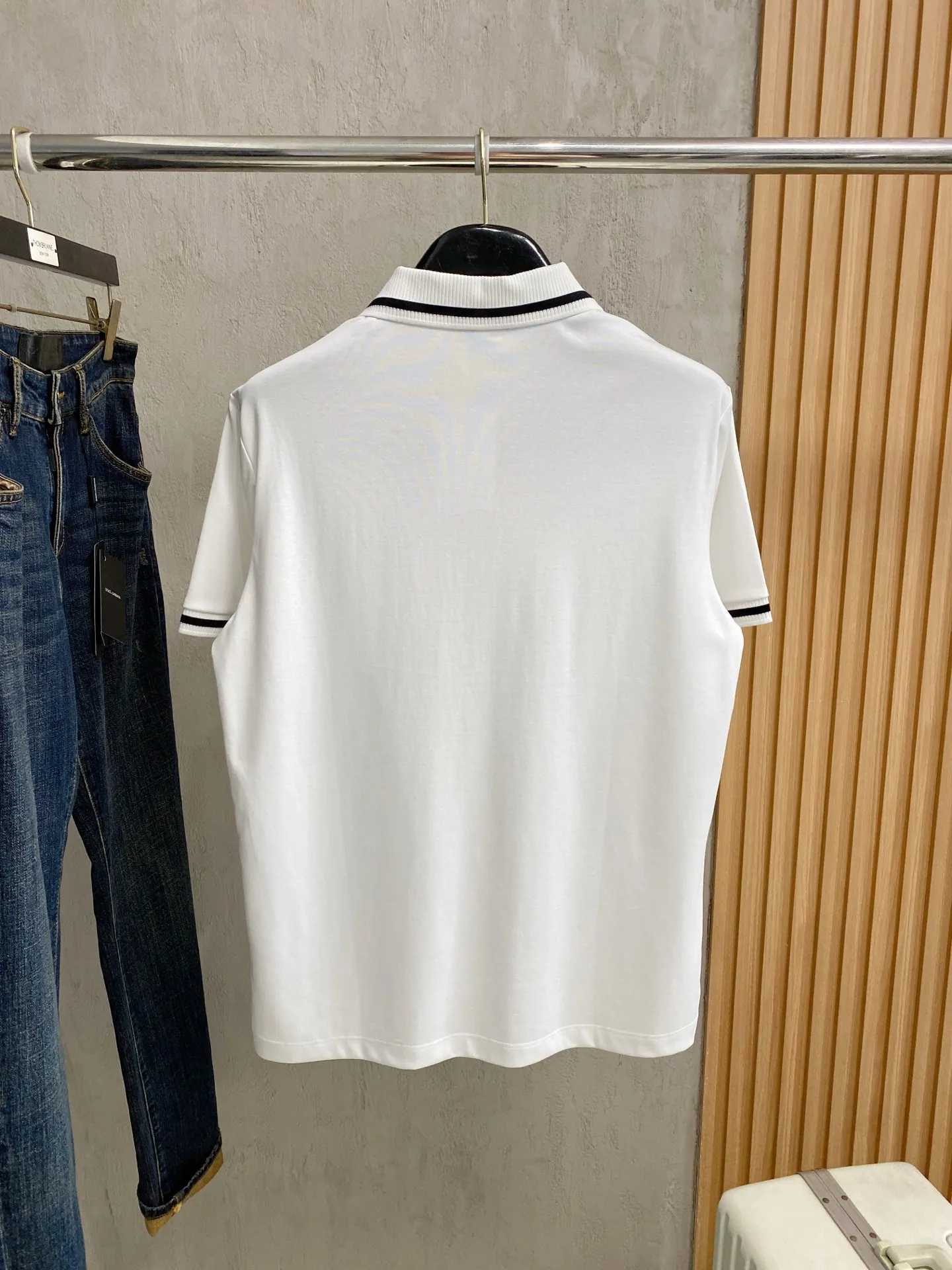 , BC highly recommended! Spring and summer new products are on sale at the counter. Fashionable Premium Men's Polo - Logo on the chest, personalized and fashionable/Imported top-notch high-density mercerized pearls, extremely skin-friendly and comfortable. It feels very delicate, has a good texture, is cool and breathable, and is a very good overall product. It can be worn alone without any problem. Size M-3Xl
